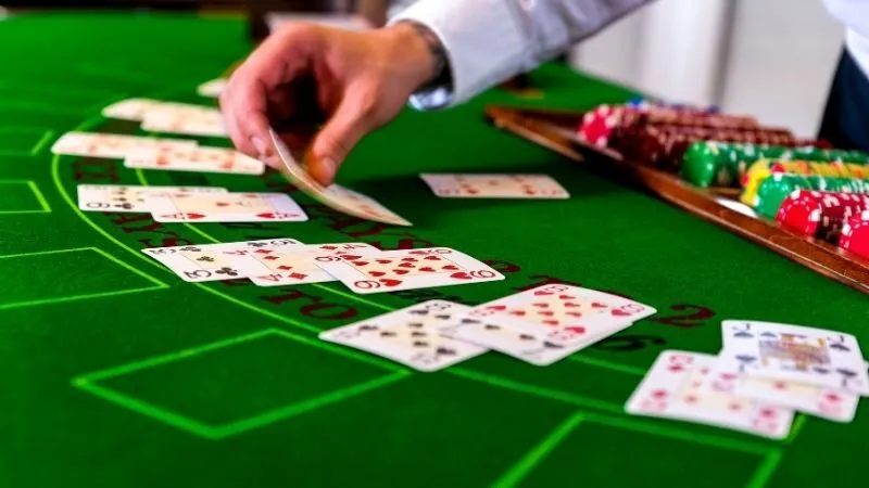 Luật chơi Blackjack cơ bản – Hướng dẫn dễ hiểu